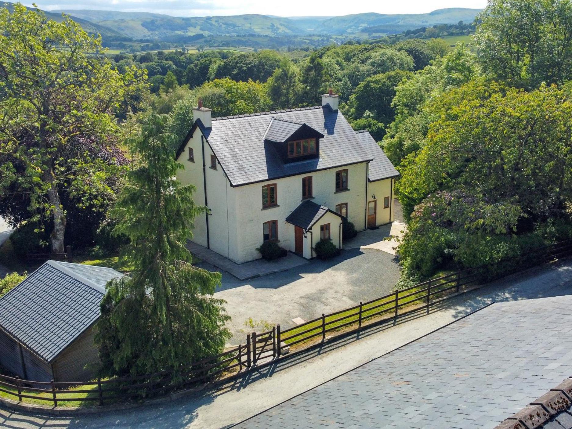 Oakwood House Villa Saint Harmon Exterior photo